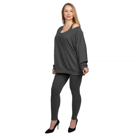 komplet-damski-bluza-oversize-kombinezon-szary-modelka.jpg